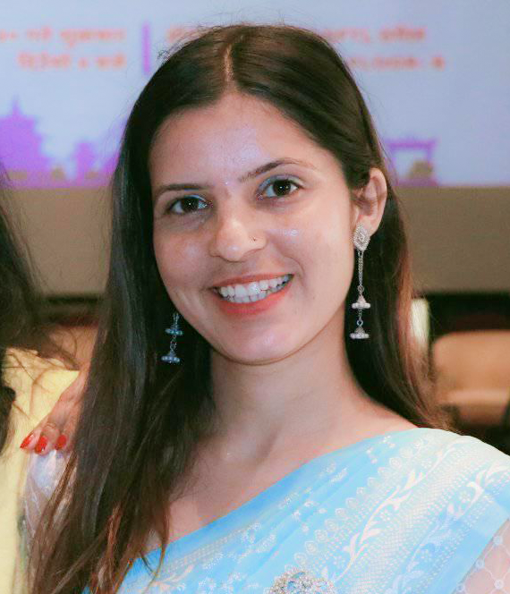 नविना अधिकारी
