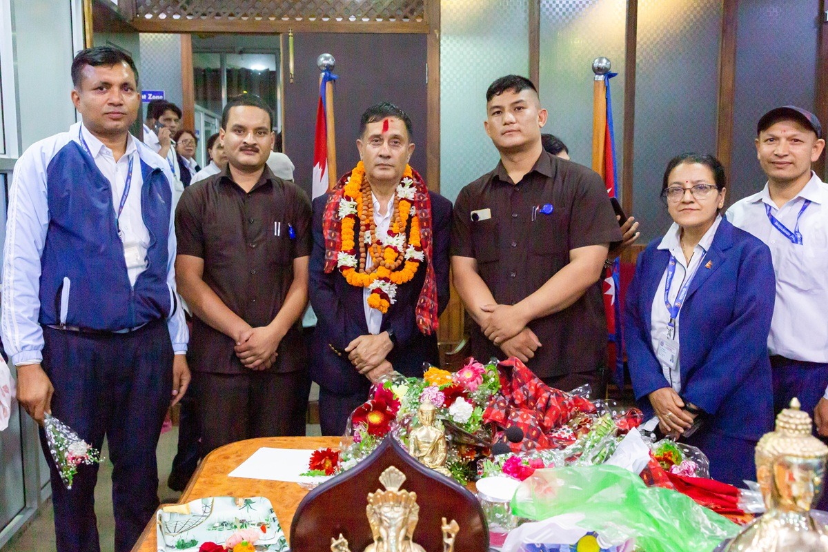 ३२ वर्षे निजामती यात्रा टुंग्याउँदै काठमाडौँ महानगरबाटै बिदा भए सरोज गुरागाईँ 4